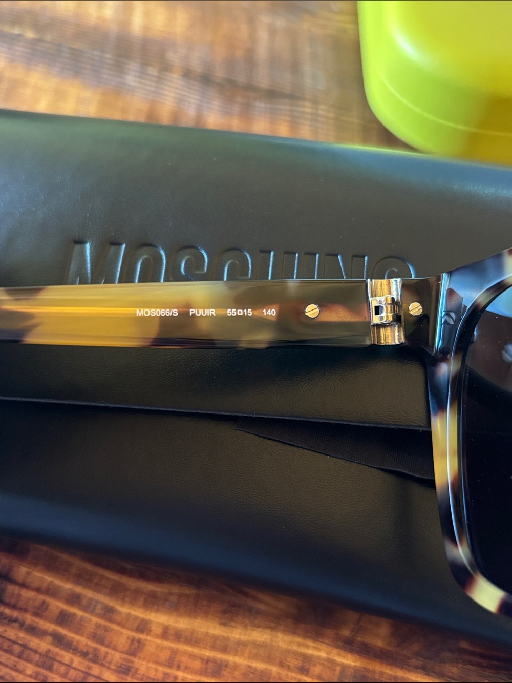 Moschino Women’s Tortoiseshell Brown Gradient Sunglasses - Picture 4 of 4